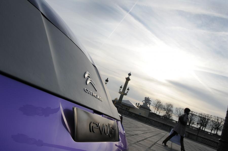 Детали экстерьера Citroen REVOLTe Concept 2009 года  (фото 18 из 84)
